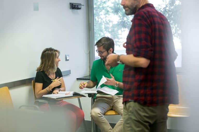 Language Skills & Speaking: curso intensivo de inglés en verano - IH Madrid